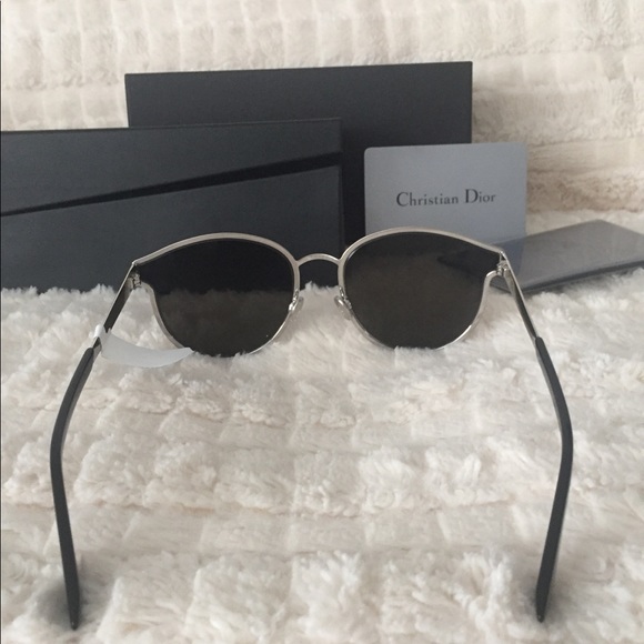 Dior Sunglasses - Picture 4 of 7